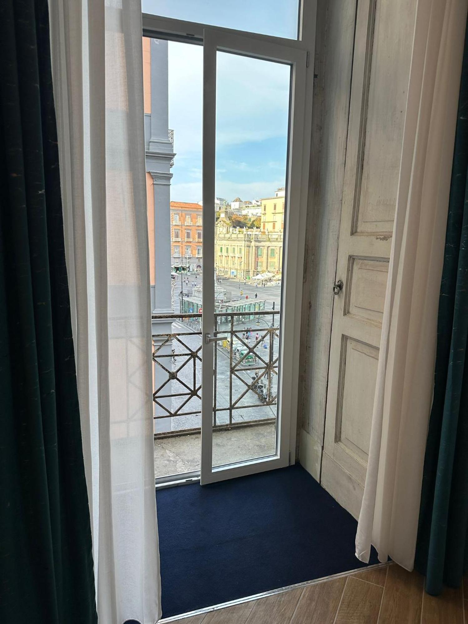 Maison Toledo Suites Nápoly Kültér fotó
