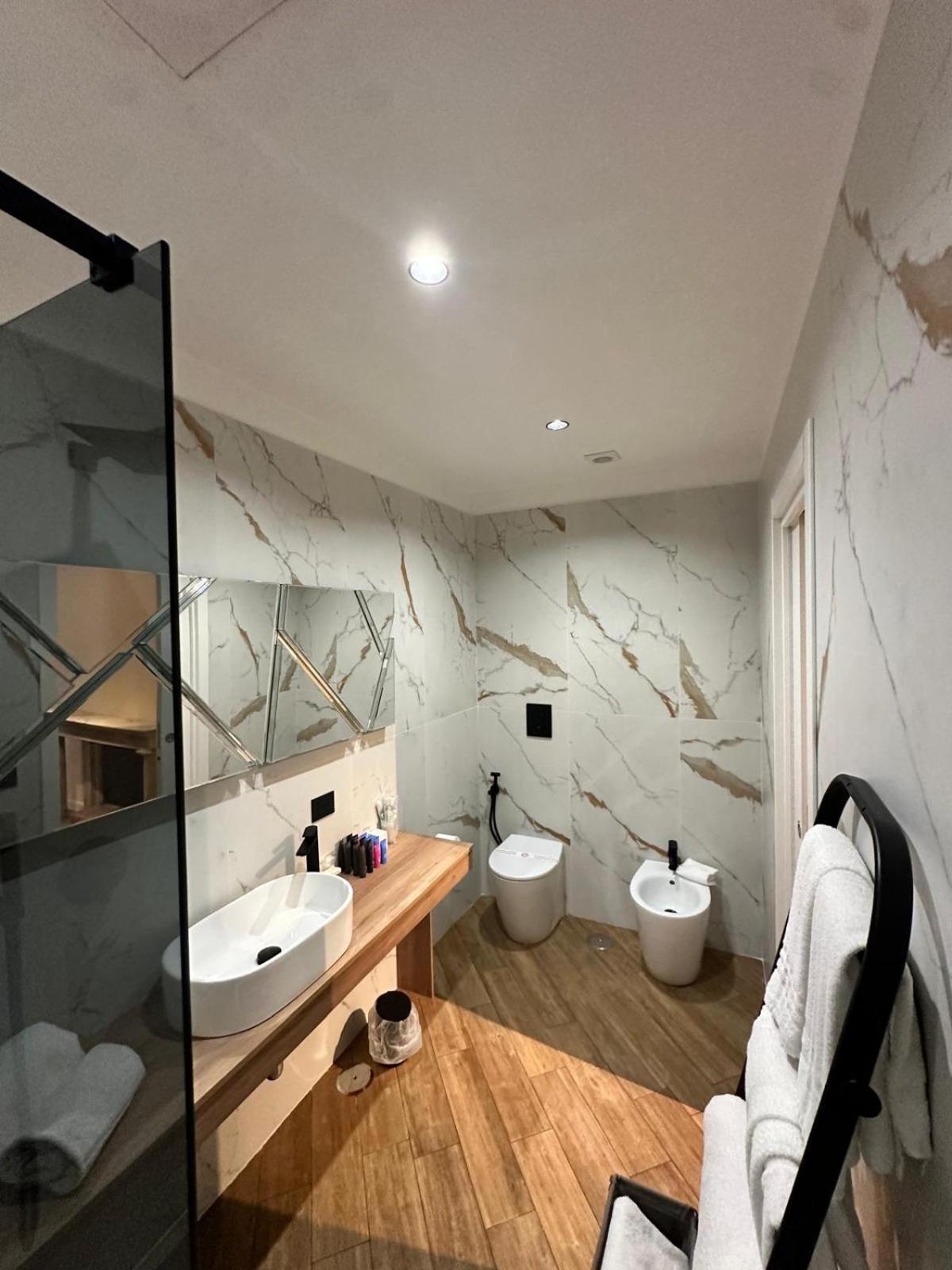 Maison Toledo Suites Nápoly Kültér fotó