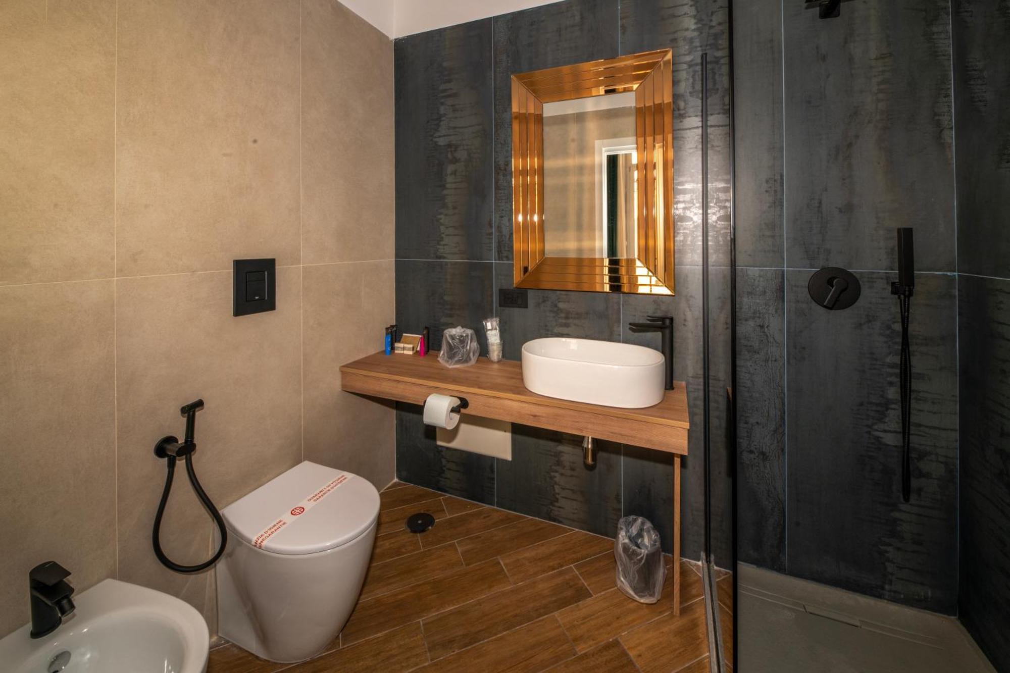 Maison Toledo Suites Nápoly Kültér fotó